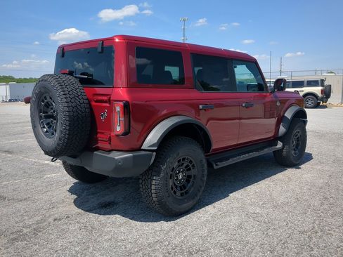 New 2026 Ford Bronco Outer Banks w/ Sasquatch Package AWD/4WD image 3
