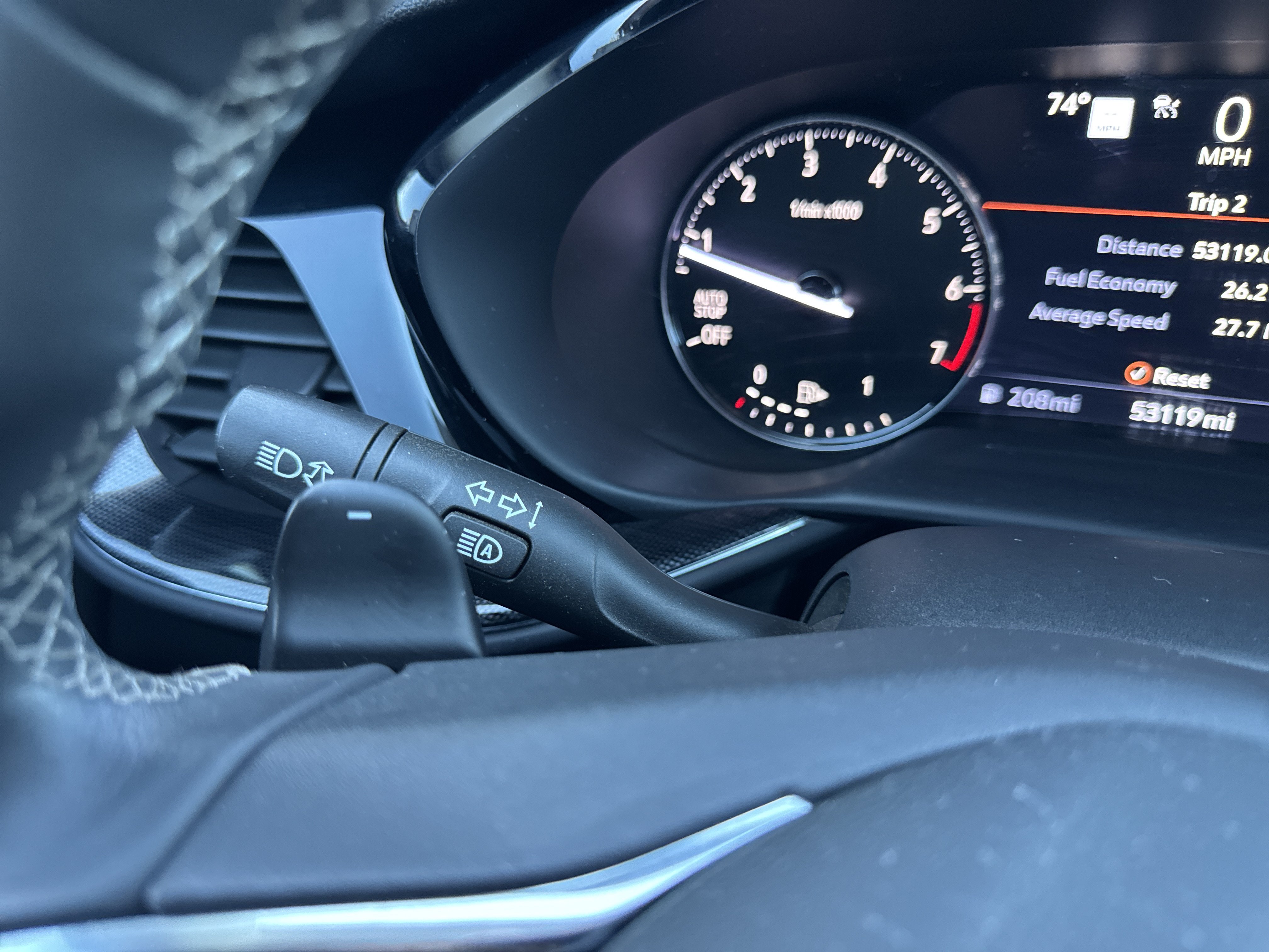 Used 2022 Buick Envision Essence w/ Technology Package II FWD image 31