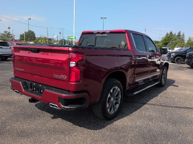 Used 2024 Chevrolet Silverado 1500 High Country w/ Technology Package AWD/4WD image 9