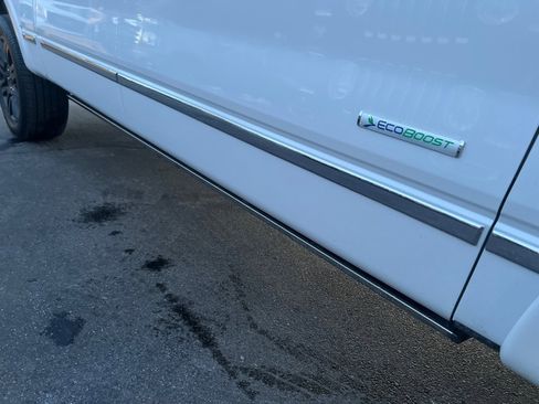 Used 2013 Ford F150 Platinum image 27