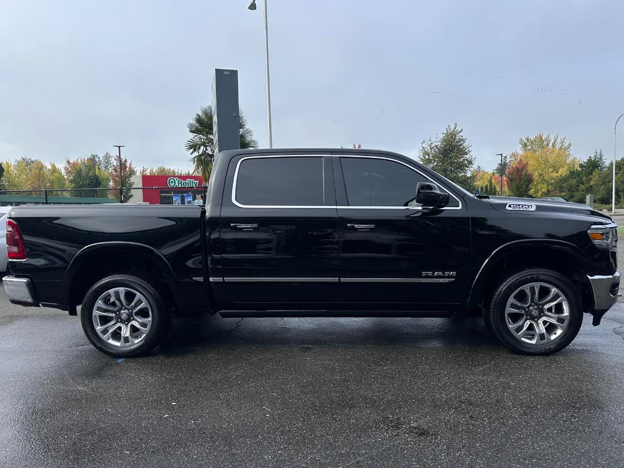 Used 2022 RAM 1500 Limited AWD/4WD image 29