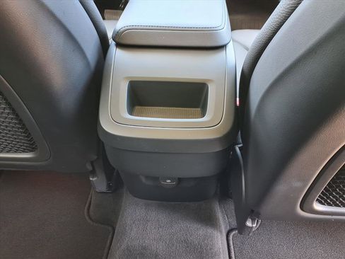 Certified 2023 Volvo XC60 B5 Plus w/ Protection Package Premier image 16