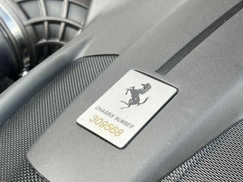 Used 2024 Ferrari Roma Spider image 45