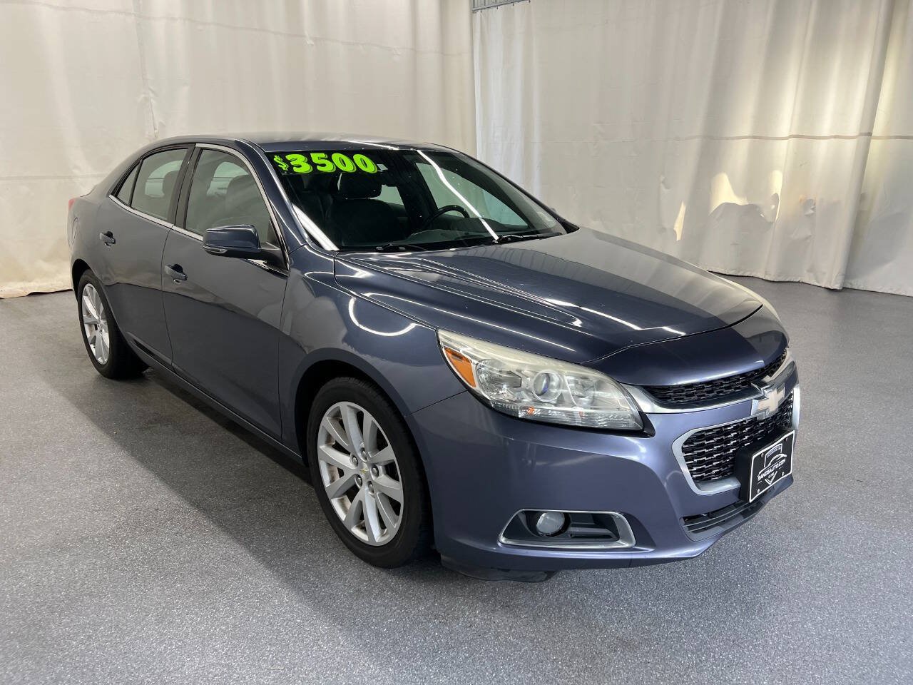 Used 2015 Chevrolet Malibu LT FWD image 3