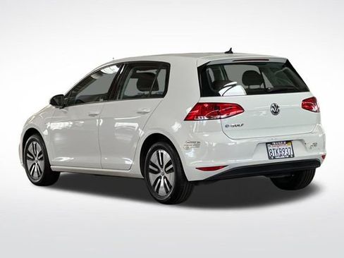 Used 2016 Volkswagen e-Golf SE image 7