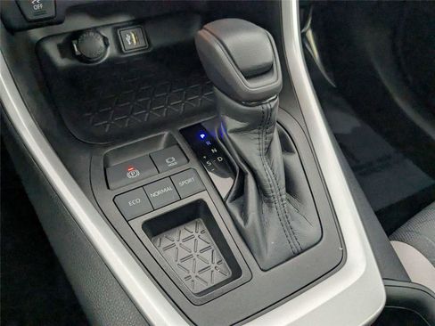 Certified 2023 Toyota RAV4 XLE w/ Convenience Package image 21