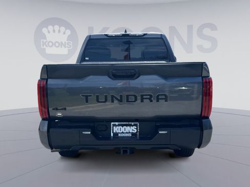 Used 2023 Toyota Tundra SR w/ SR Tow Package AWD/4WD image 5