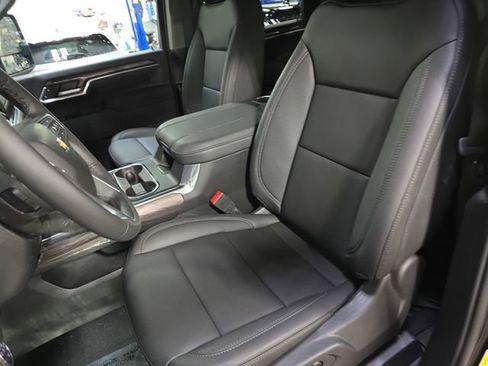 New 2026 Chevrolet Silverado 2500 LTZ w/ LTZ Premium Package image 15