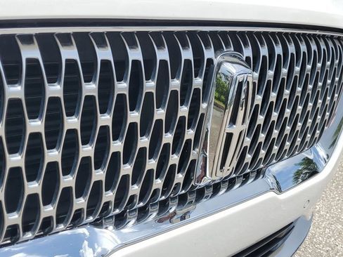 Used 2020 Lincoln Corsair Reserve w/ Equipment Group 201A image 7