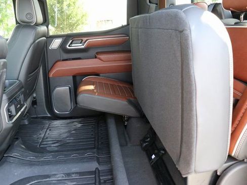 Used 2024 GMC Sierra 1500 Denali Ultimate image 17