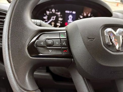 Used 2025 RAM ProMaster 2500 w/ Convenience Group FWD image 15