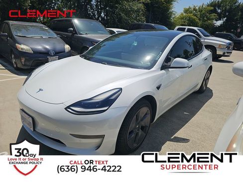 Used 2021 Tesla Model 3 Standard Range Plus RWD image 1