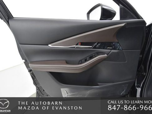 Used 2025 MAZDA CX-30 AWD 2.5 S w/ Premium Package image 31