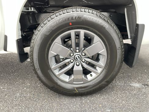 New 2026 Nissan Frontier SV image 22