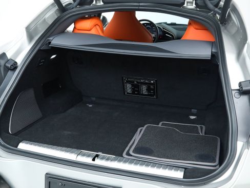 Certified 2024 Ferrari Purosangue image 64