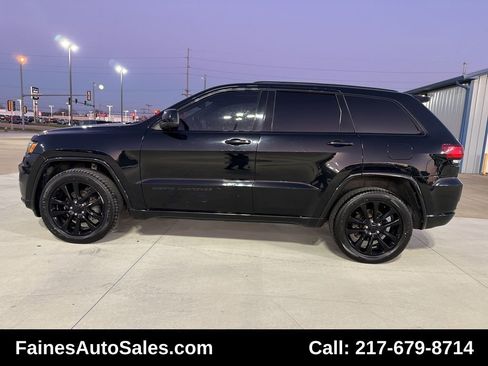 Used 2019 Jeep Grand Cherokee Altitude image 8
