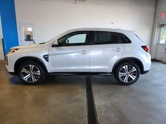 Used 2022 Mitsubishi Outlander Sport ES image 1