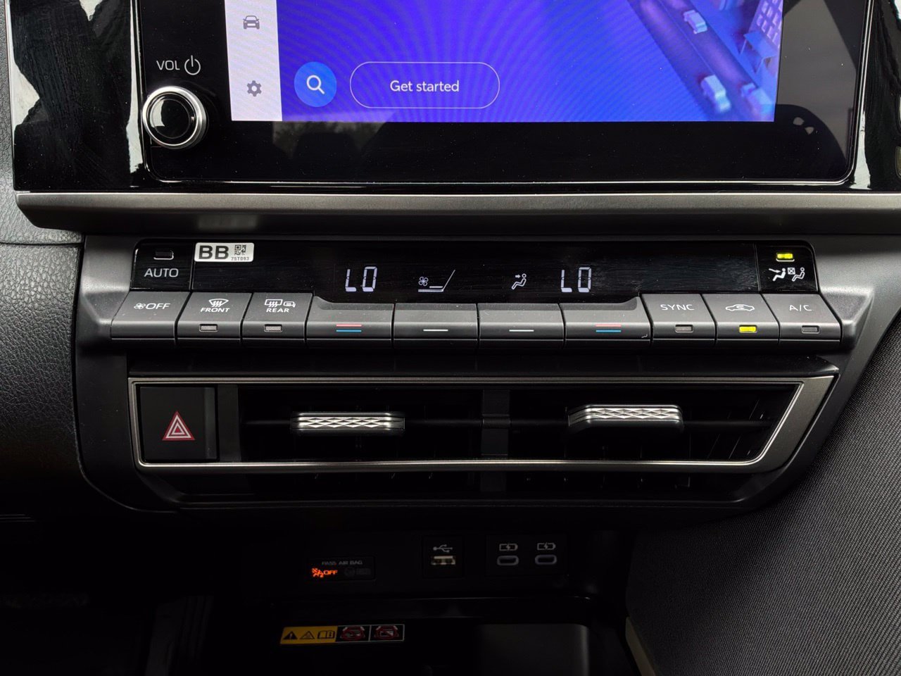 Used 2026 Toyota Camry LE FWD image 29