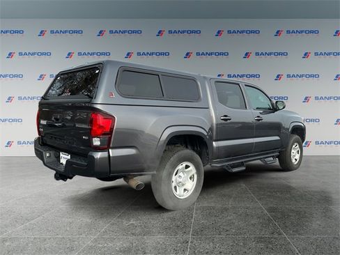 Used 2021 Toyota Tacoma SR image 5