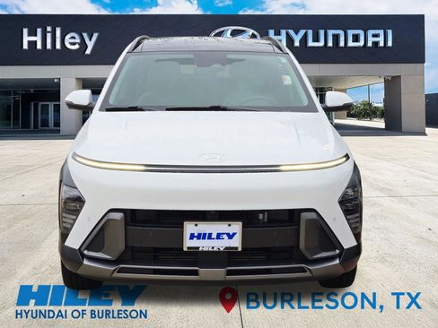 Certified 2024 Hyundai Kona Limited AWD/4WD image 7