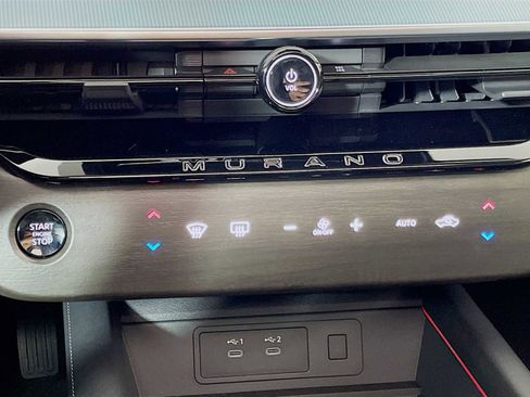 Used 2025 Nissan Murano SL image 14