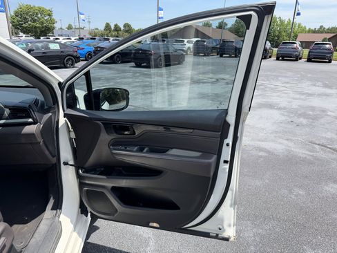 Used 2018 Honda Odyssey Elite image 20