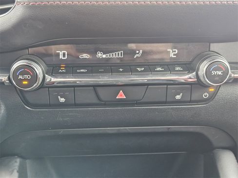 Used 2024 MAZDA MAZDA3 s image 14