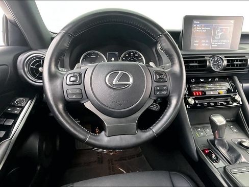 Used 2024 Lexus IS 300 w/ Comfort Package RWD image 6