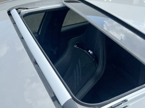 Used 2025 Hyundai Elantra N FWD image 23