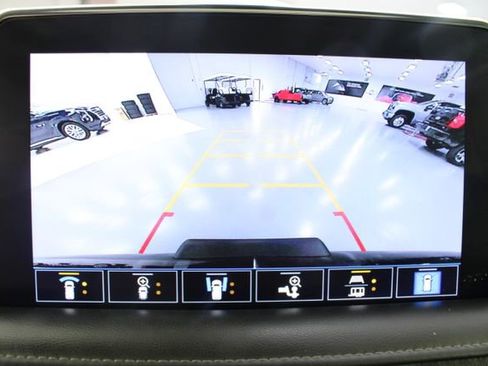 Used 2021 Chevrolet Tahoe LT w/ LT Signature Package image 4