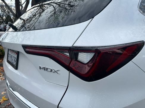 Used 2025 Acura MDX FWD image 15