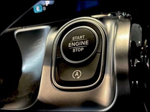 New 2026 Mercedes-Benz GLB 250 4MATIC image 19