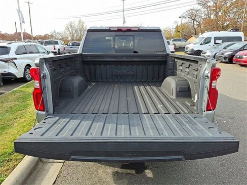 Used 2024 Chevrolet Silverado 1500 High Country w/ Technology Package image 26