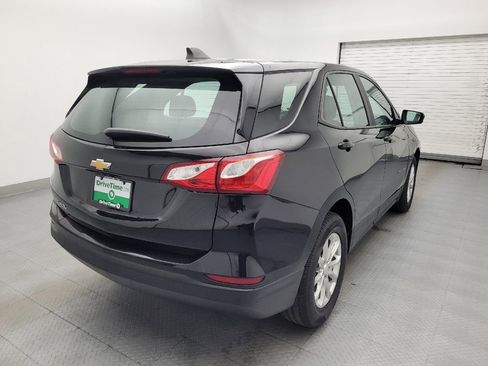 Used 2021 Chevrolet Equinox LS FWD image 9