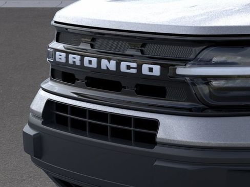 New 2024 Ford Bronco Sport Outer Banks AWD/4WD image 17