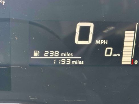 Certified 2025 Nissan Kicks SV image 23