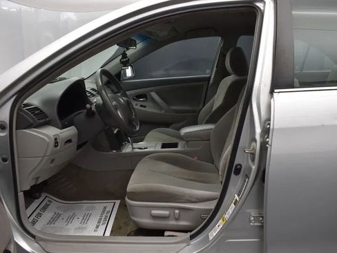 Used 2009 Toyota Camry LE image 12