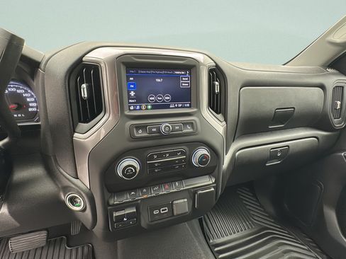 Used 2024 Chevrolet Silverado 1500 Custom AWD/4WD image 17