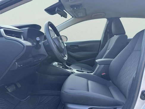 Used 2023 Toyota Corolla LE FWD image 34