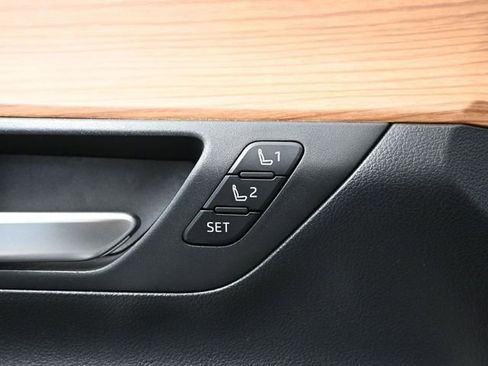 Used 2024 Toyota Grand Highlander Platinum image 20