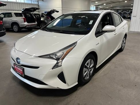 Used 2016 Toyota Prius Four w/ Advanced Technology Package FWD image 7