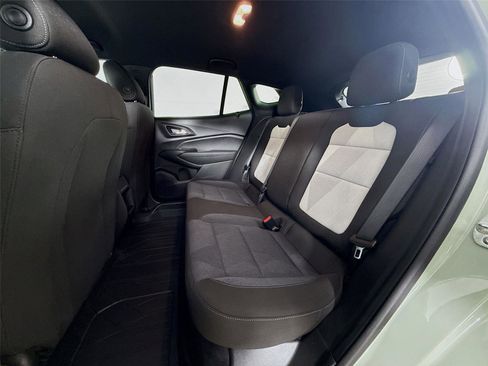 Used 2024 Chevrolet Trax RS w/ Driver Confidence Package image 24