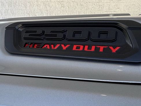 Used 2021 RAM 2500 Laramie AWD/4WD image 4