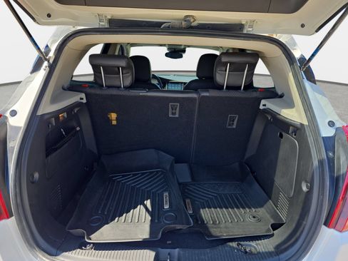 Used 2021 Buick Encore Preferred w/ Safety Package II FWD image 12