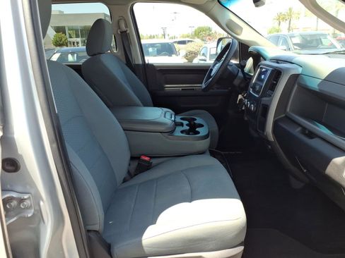 Used 2017 RAM 2500 Tradesman w/ Chrome Appearance Group AWD/4WD image 12