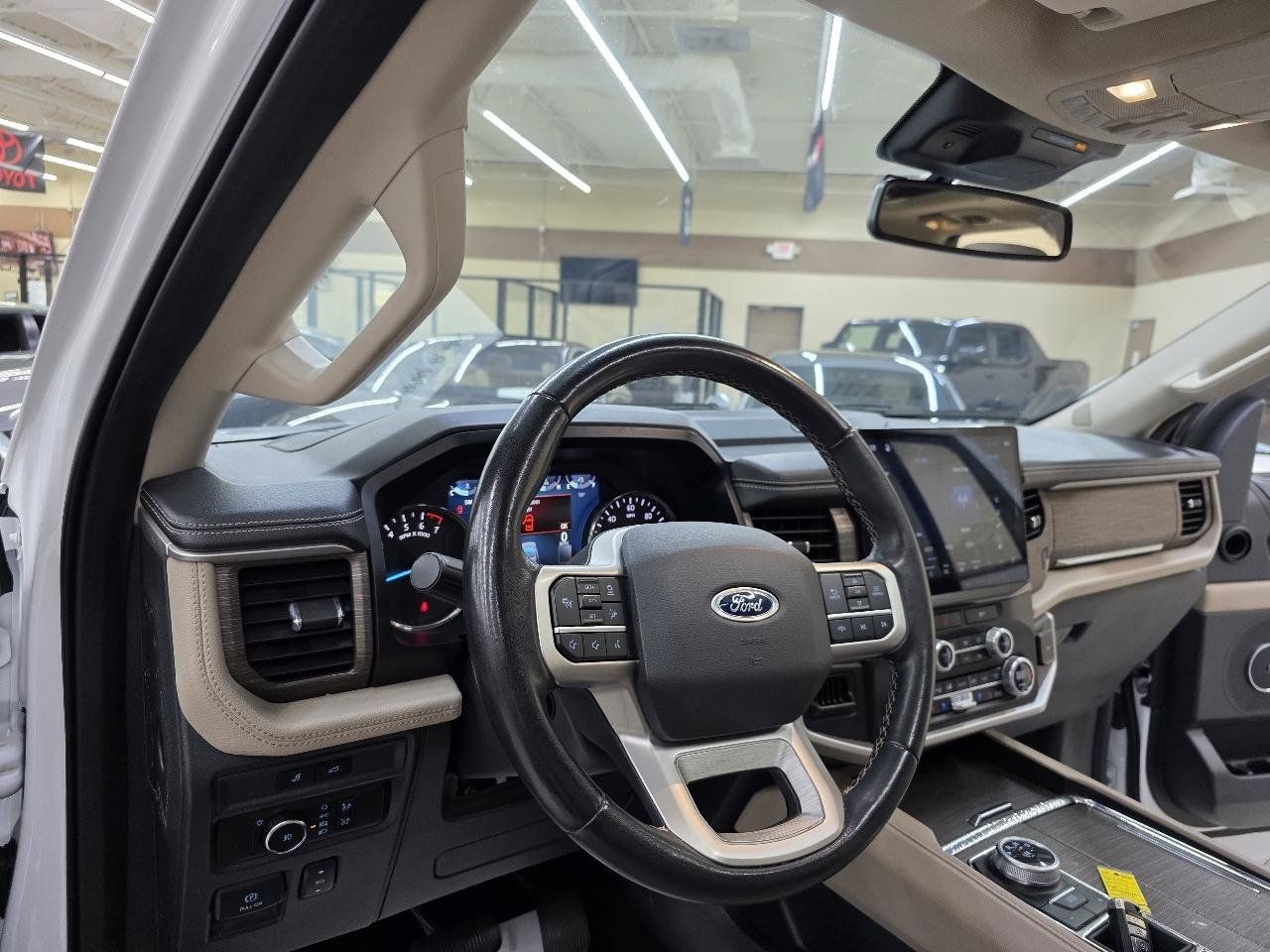 Used 2023 Ford Expedition Max Limited RWD image 21