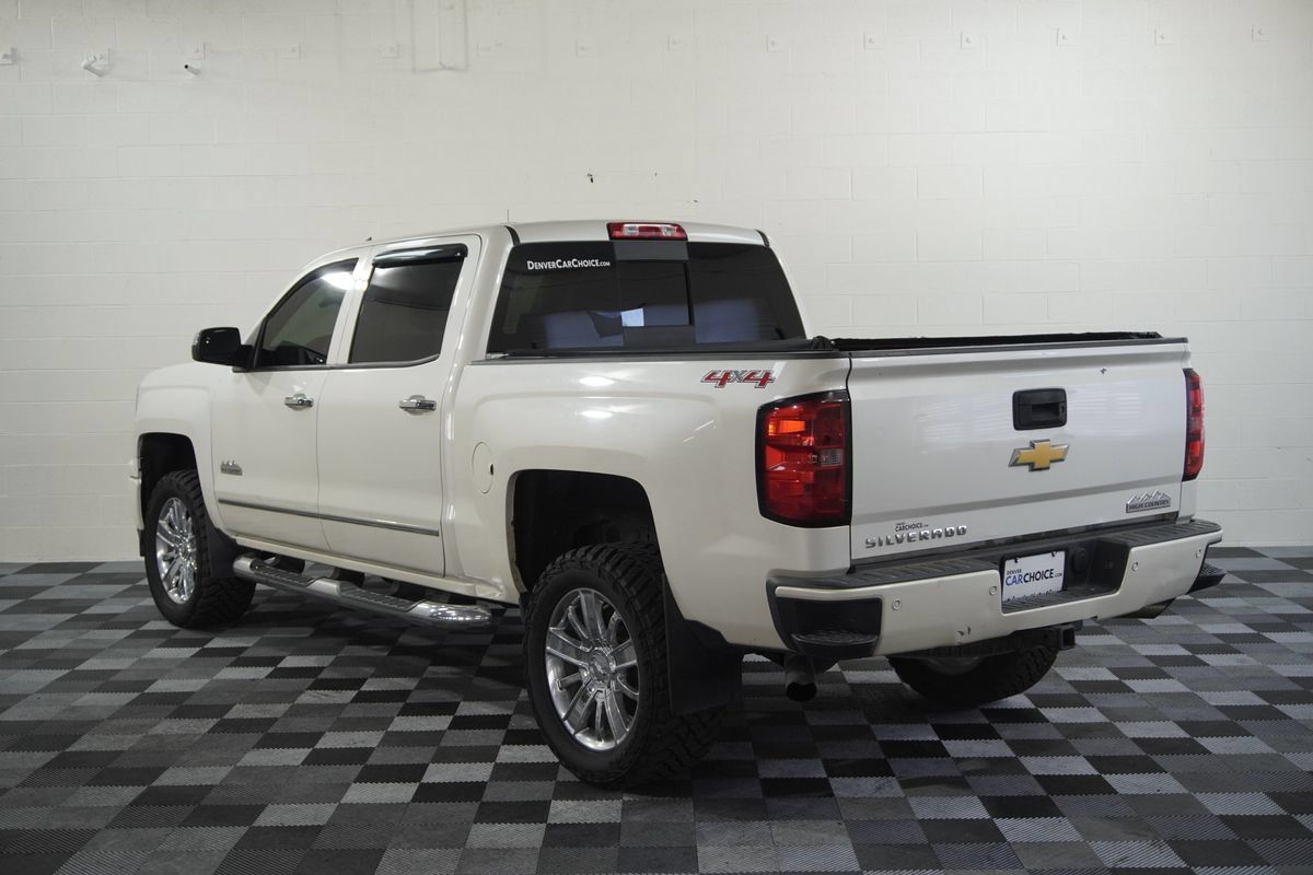 Used 2014 Chevrolet Silverado 1500 High Country w/ High Country Premium Package AWD/4WD image 3