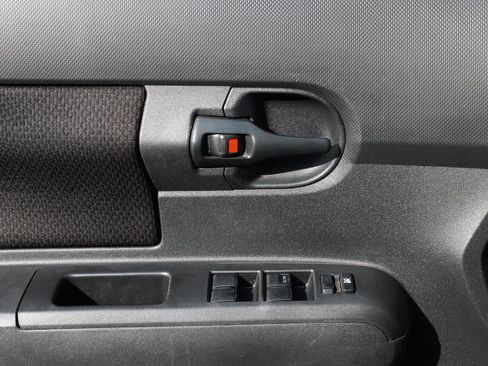 Used 2009 Scion xB FWD image 31