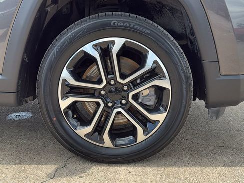 Used 2024 Jeep Compass Limited AWD/4WD image 33