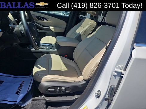 Used 2023 Chevrolet Traverse Premier AWD/4WD image 20